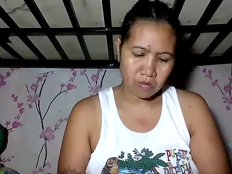 Snapshot of _SweetSmile chatting on April 20, 2026, 8:54 pm SweetSmile online show from April 20, 2026, 8:54 pm