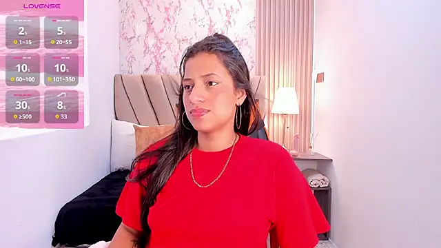 Snapshot of Atiena_ chatting on April 16, 2026, 9:39 pm Atiena online show from April 16, 2026, 9:39 pm