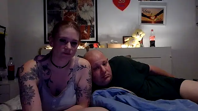 Sweet Yuri online show from April 5, 2026, 9:54 pm