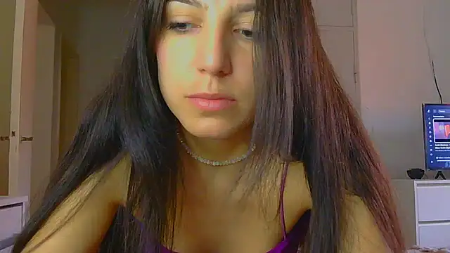 Snapshot of petitebelu chatting on July 26, 2026, 2:13 pm petitebelu online show from July 26, 2026, 2:13 pm