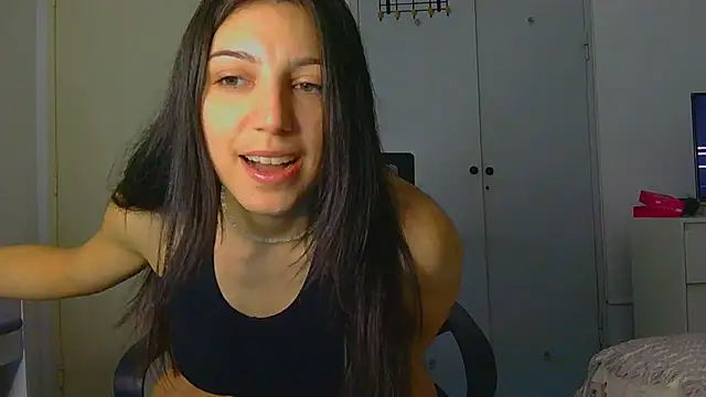 Snapshot of petitebelu chatting on July 22, 2026, 10:39 am petitebelu online show from July 22, 2026, 10:39 am