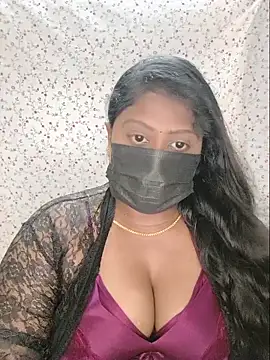 Snapshot of Romantic_Woman chatting on May 25, 2026, 6:50 pm Romantic Woman online show from May 25, 2026, 6:50 pm