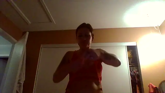 Snapshot of Cass_wild chatting on June 18, 2026, 6:34 am Cass wild online show from June 18, 2026, 6:34 am