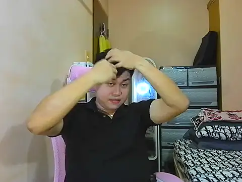Snapshot of tipsy_butter chatting on May 26, 2026, 7:50 am tipsy butter online show from May 26, 2026, 7:50 am