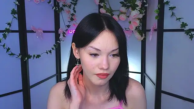 Snapshot of LilySparkls chatting on May 12, 2026, 2:45 pm LilySparkls online show from May 12, 2026, 2:45 pm