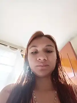 Leticia Hinkley  online show from June 7, 2026, 1:38 pm