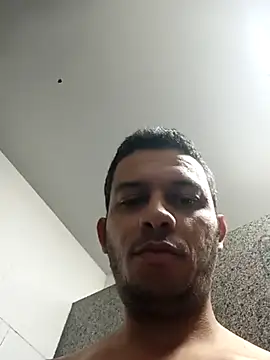 Snapshot of alberto_marques chatting on June 15, 2026, 9:20 am alberto marques online show from June 15, 2026, 9:20 am
