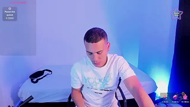 Axel  fierro online show from April 5, 2026, 8:26 pm