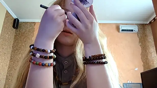 Snapshot of KateVibe_01 chatting on April 30, 2026, 11:09 pm KateVibe 01 online show from April 30, 2026, 11:09 pm
