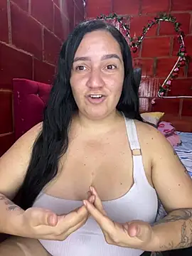 Fresita-12 online show from June 25, 2026, 5:12 am