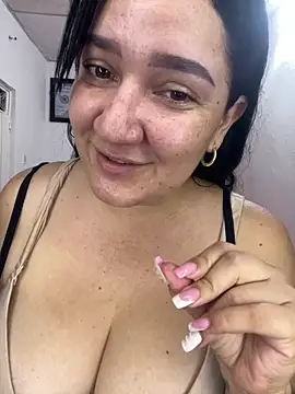 Snapshot of Fresita-12 chatting on May 2, 2026, 2:50 am Fresita-12 online show from May 2, 2026, 2:50 am