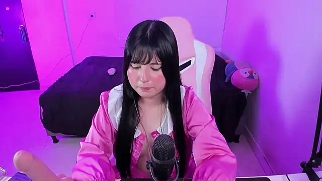 Snapshot of natsuki_star chatting on June 4, 2026, 12:26 am natsuki star online show from June 4, 2026, 12:26 am