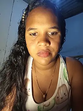 michelle castillo online show from April 28, 2026, 2:27 am