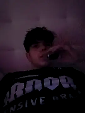 Thuuualvaritoohh online show from April 19, 2026, 4:52 pm