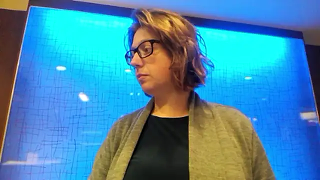 Snapshot of Rubygirl6 chatting on June 11, 2026, 8:22 am Rubygirl6 online show from June 11, 2026, 8:22 am