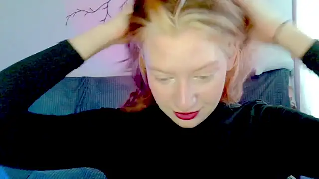 Snapshot of earn_my_lily chatting on April 16, 2026, 7:09 am earn my lily online show from April 16, 2026, 7:09 am