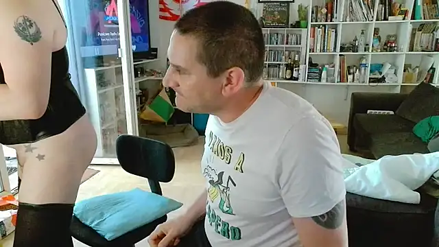 teddythebeer86 online show from May 21, 2026, 10:56 am