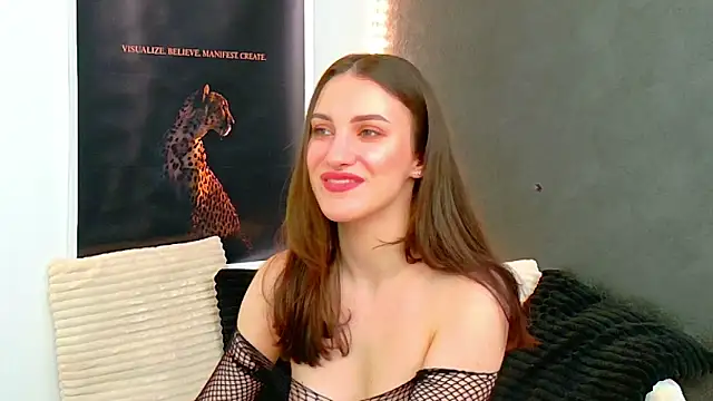 Amira a online show from May 8, 2026, 4:27 am