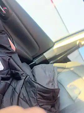 Snapshot of granainojoven chatting on April 14, 2026, 6:40 am granainojoven online show from April 14, 2026, 6:40 am