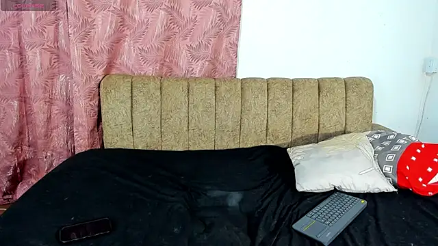 Snapshot of iisabella1 chatting on April 22, 2026, 7:59 am iisabella1 online show from April 22, 2026, 7:59 am