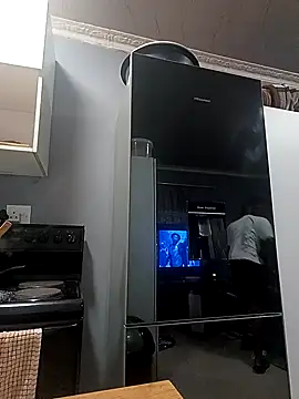 Snapshot of BigBadgeTax chatting on April 6, 2026, 6:09 pm BigBadgeTax online show from April 6, 2026, 6:09 pm