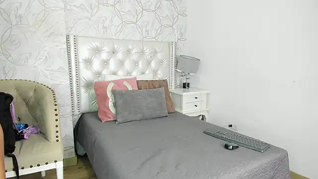 Snapshot of cathaleja_20_ chatting on April 9, 2026, 7:09 pm cathaleja 20 online show from April 9, 2026, 7:09 pm