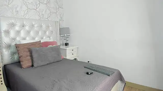 Snapshot of cathaleja_20_ chatting on April 11, 2026, 7:06 pm cathaleja 20 online show from April 11, 2026, 7:06 pm