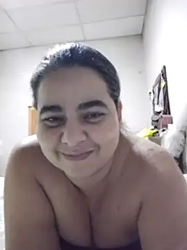 Snapshot of Golositadeamor chatting on July 6, 2026, 9:49 am Golositadeamor online show from July 6, 2026, 9:49 am