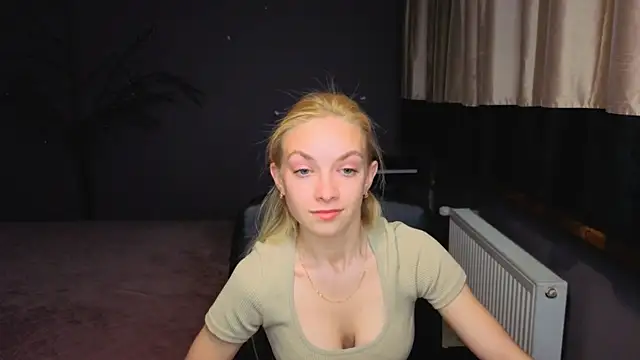 SonnySofia online show from May 7, 2026, 5:38 pm