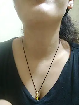 Monika kumari6 online show from June 18, 2026, 3:28 pm
