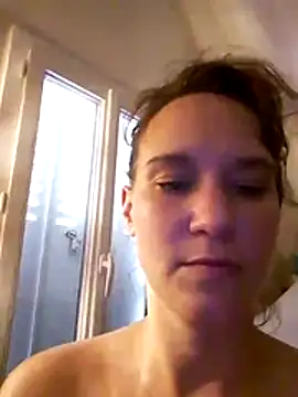 Snapshot of Maggie38 chatting on July 11, 2026, 2:50 pm Maggie38 online show from July 11, 2026, 2:50 pm