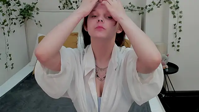 Snapshot of Charlotte_Stee chatting on May 11, 2026, 2:02 am Charlotte Stee online show from May 11, 2026, 2:02 am