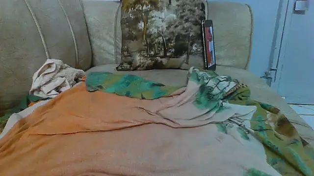 Snapshot of BabySwit chatting on July 3, 2026, 6:36 pm BabySwit online show from July 3, 2026, 6:36 pm