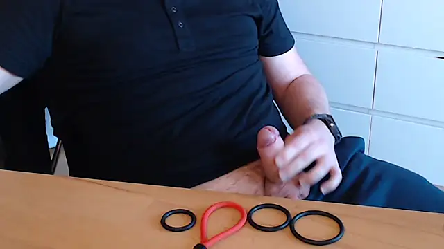 Seth-Pupille online show from April 11, 2026, 12:20 pm