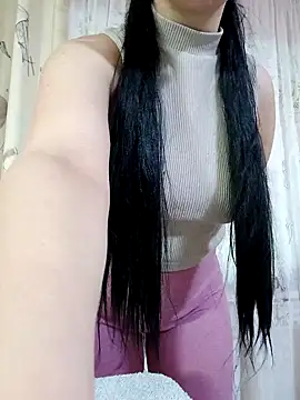 Flavyaaa online show from April 23, 2026, 4:52 am