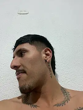 Snapshot of ALEXXXTREM69 chatting on June 10, 2026, 3:52 am ALEXXXTREM69 online show from June 10, 2026, 3:52 am