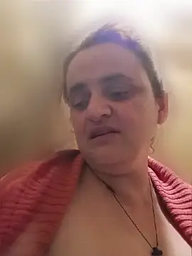 Snapshot of AnabelBexley chatting on April 22, 2026, 2:13 pm AnabelBexley online show from April 22, 2026, 2:13 pm