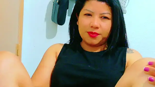 MojaditPussy online show from April 25, 2026, 7:55 am