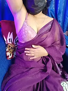 Snapshot of Hot_Alicee chatting on July 28, 2026, 10:23 am Hot Alicee online show from July 28, 2026, 10:23 am