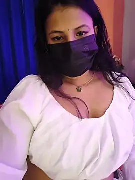 Snapshot of Hot_Alicee chatting on July 4, 2026, 8:53 am Hot Alicee online show from July 4, 2026, 8:53 am