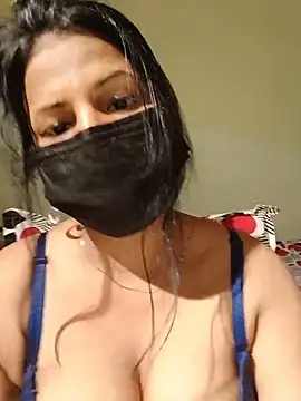 Snapshot of Hot_Alicee chatting on June 15, 2026, 5:56 pm Hot Alicee online show from June 15, 2026, 5:56 pm
