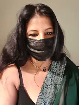 Snapshot of Hot_Alicee chatting on June 17, 2026, 4:01 am Hot Alicee online show from June 17, 2026, 4:01 am