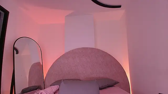Snapshot of kira_dll chatting on July 7, 2026, 11:58 am kira dll online show from July 7, 2026, 11:58 am