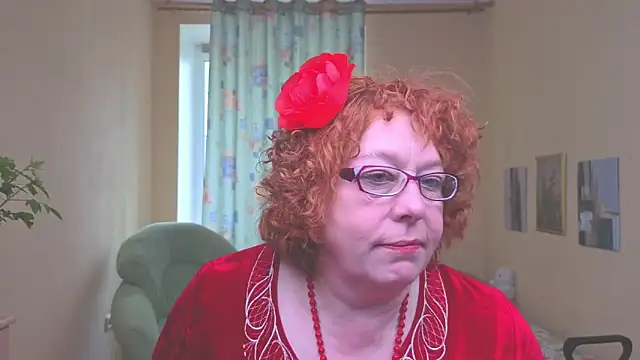 Snapshot of Fara_Flutte chatting on April 30, 2026, 5:25 am Fara Flutte online show from April 30, 2026, 5:25 am