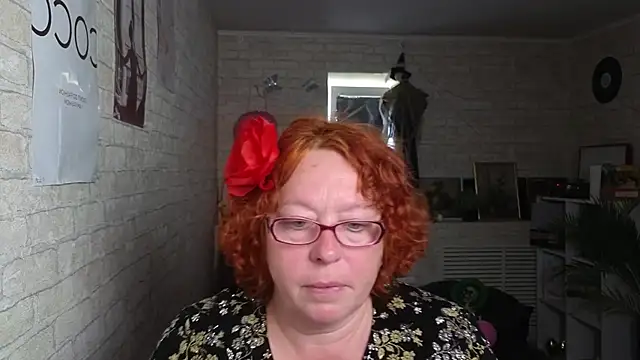 Snapshot of Fara_Flutte chatting on June 3, 2026, 5:30 am Fara Flutte online show from June 3, 2026, 5:30 am