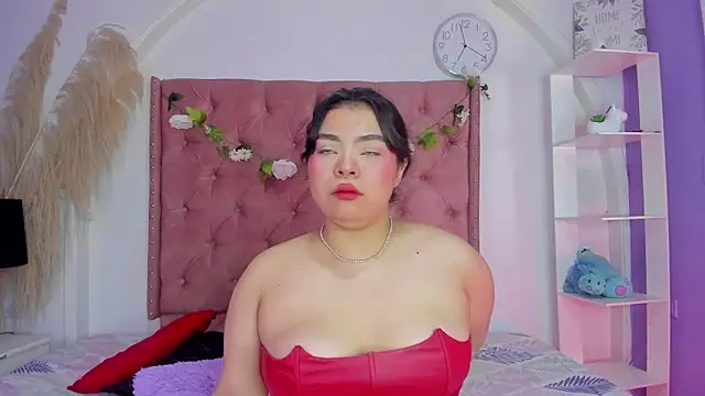 Snapshot of ROSELEI_ chatting on May 4, 2026, 1:14 pm ROSELEI online show from May 4, 2026, 1:14 pm