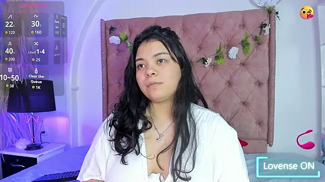 Snapshot of ROSELEI_ chatting on May 25, 2026, 6:01 am ROSELEI online show from May 25, 2026, 6:01 am