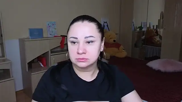 Snapshot of Mia_Misteryy chatting on April 16, 2026, 6:03 am Mia Misteryy online show from April 16, 2026, 6:03 am