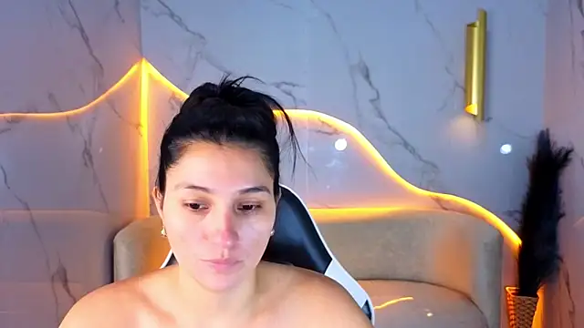 Snapshot of Alisson_tx_ chatting on May 6, 2026, 7:40 pm Alisson tx online show from May 6, 2026, 7:40 pm