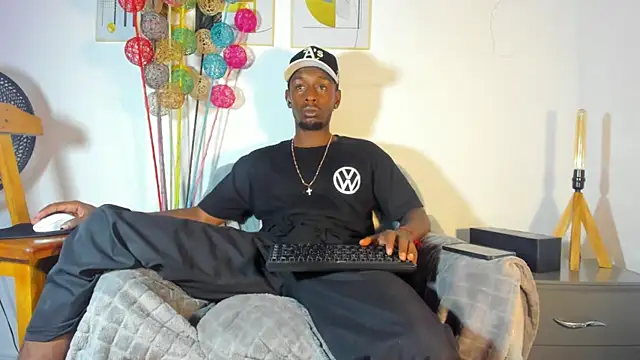 pipe monstercock online show from May 8, 2026, 7:39 pm